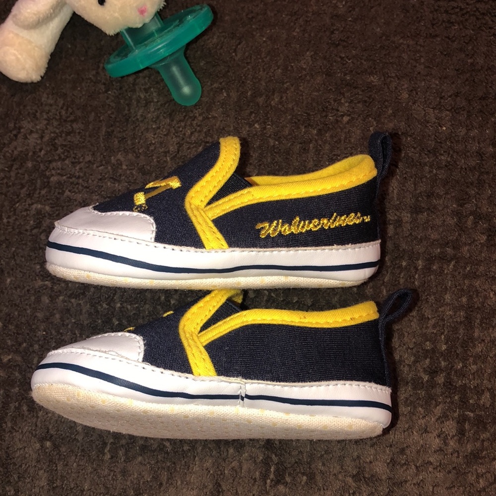 🏈 Michigan “GO BLUE” Bundle 🏈 - Picture 13 of 16